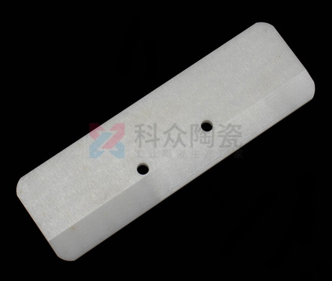 陶瓷板的性能主要表現(xiàn)在哪些方面呢？（圖）